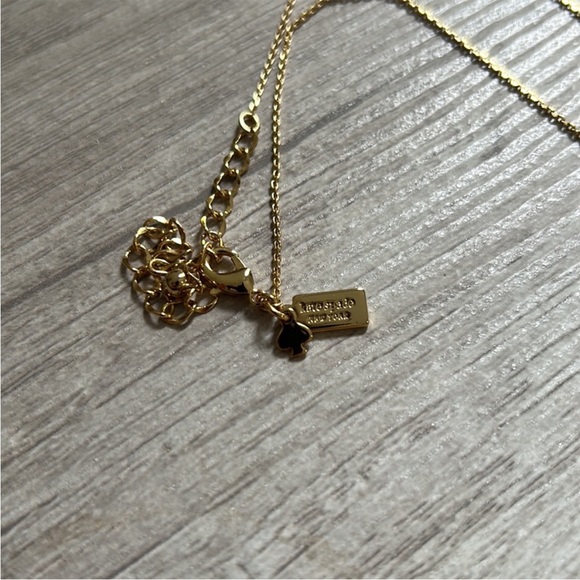 KATE SPADE ♠️ NECKLACE - BOW - Picture 4 of 4